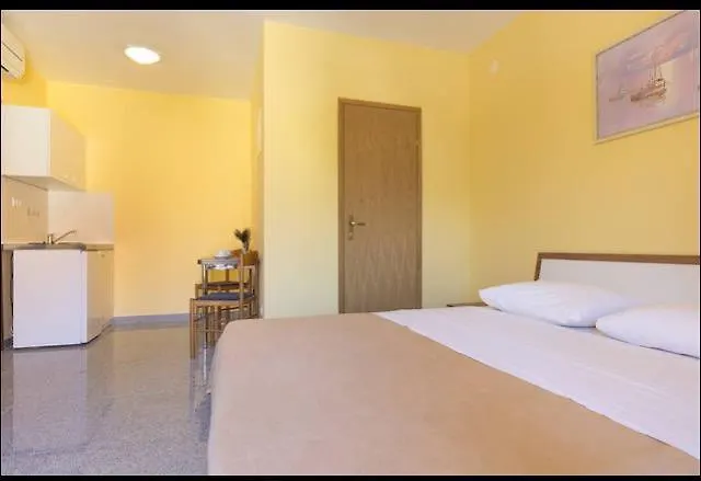 Triglav Studio Apartments Punat