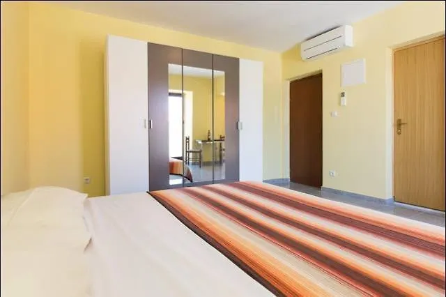 Triglav Studio Apartments Punat